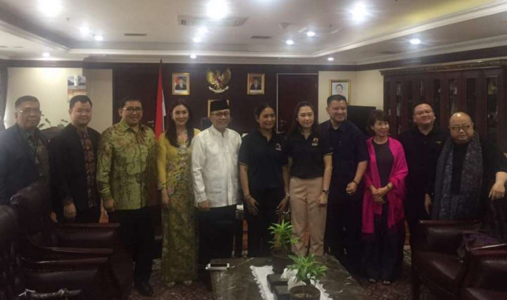 Ketua MPR Menerima Kunjungan Lembaga Pencatat Rekor