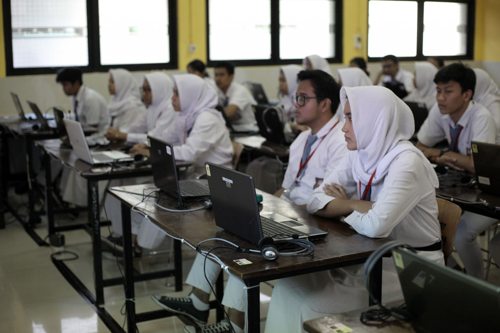 Suasana salah satu kelas di Sekolah Menengah Negeri (SMAN) 1 Jakarta. MI/Arya Manggala.