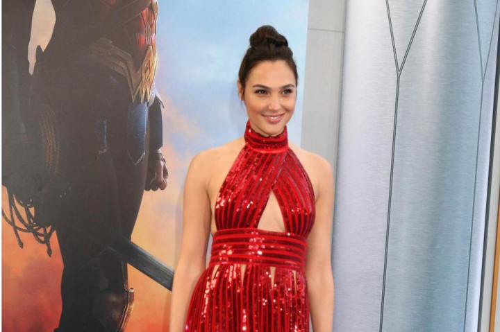 Wonder Woman Sukses, Gal Gadot akan Dapat Bonus Besar