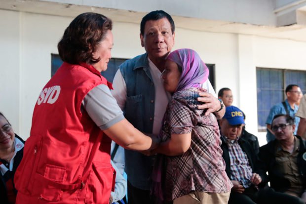 Duterte Minta Maaf, Hancurkan Marawi untuk Gempur ISIS