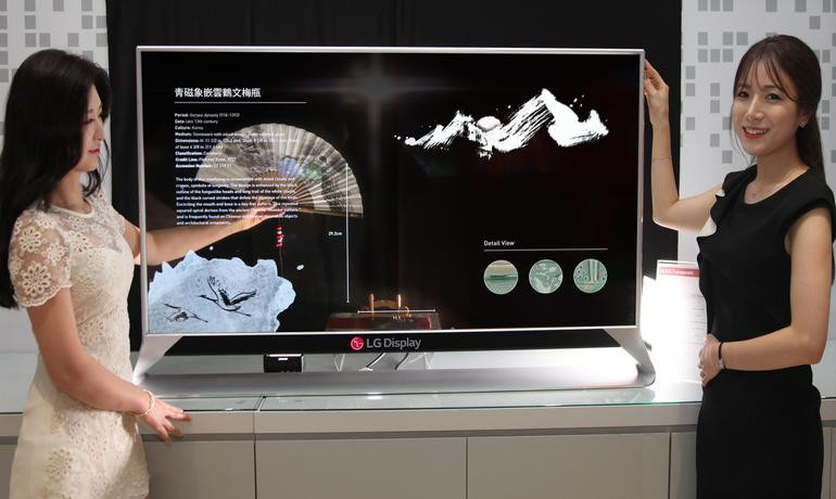 LG Display berhasil buat layar fleksibel berukuran 77 inci.
