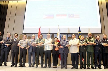 Menlu RI Sebut Terorisme di Filipina Masalah Bersama