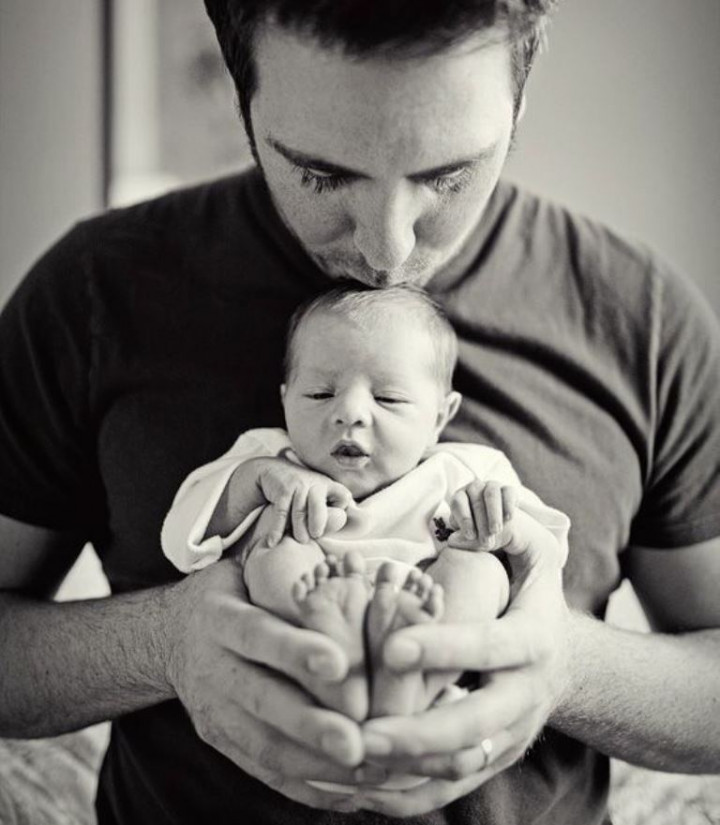 Studi: Anak yang Lahir dari Ayah yang Tua Cenderung Kutu Buku