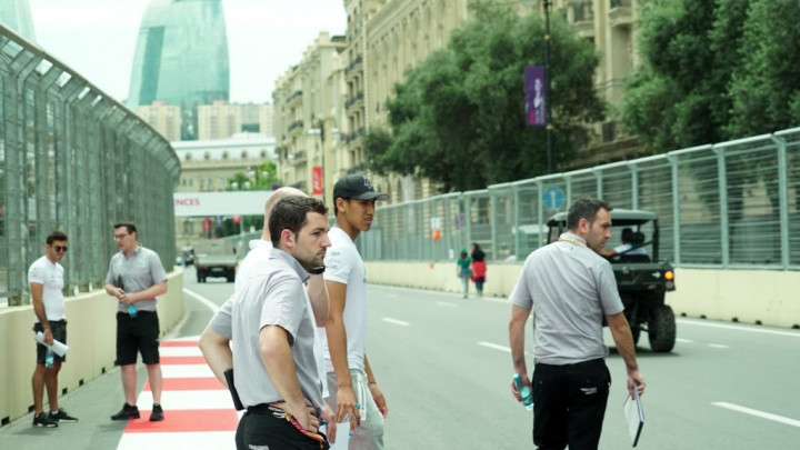 Sean Gelael Soroti Karakteristik Sirkuit Baku yang Rumit