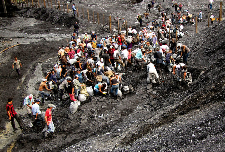 Tambang Batu Bara Kolombia Meledak, Dua Tewas dan 11 Hilang