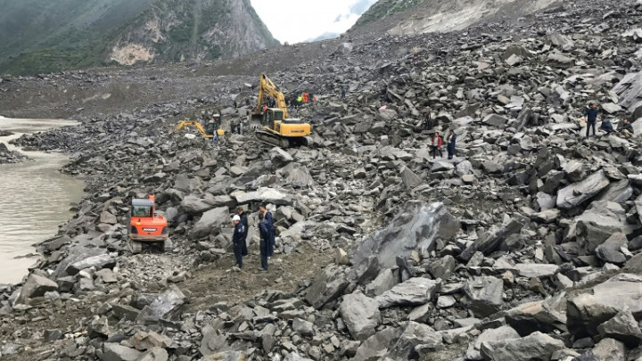 Over 140 People Feared Buried in China Landslide