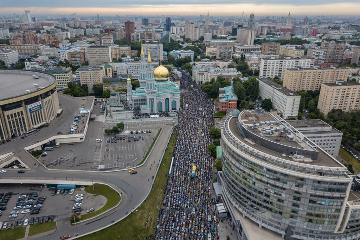 Suasana Idulfitri di Dunia