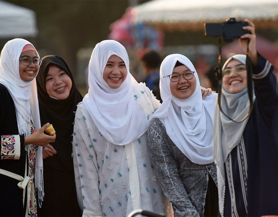 Perayaan Idulfitri di Manila, Filipina. (Foto: AFP)
