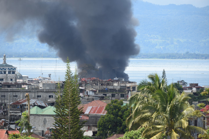Marawi Masih Dibombardir