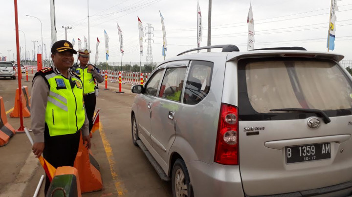 Arus balik, Tol Gringsing-Brebes Mulai Dipadati Kendaraan