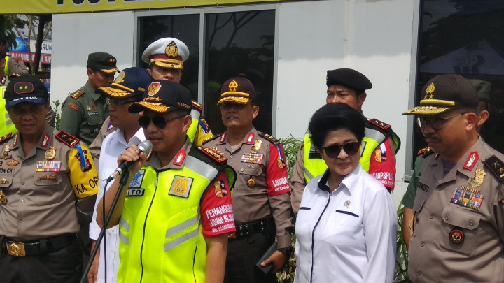 Kapolri Cek Arus Balik di Tol Jakarta-Cikampek