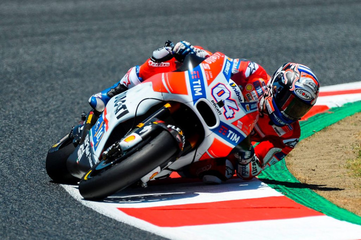 Andrea Dovizioso Pimpin FP1 MotoGP Jerman