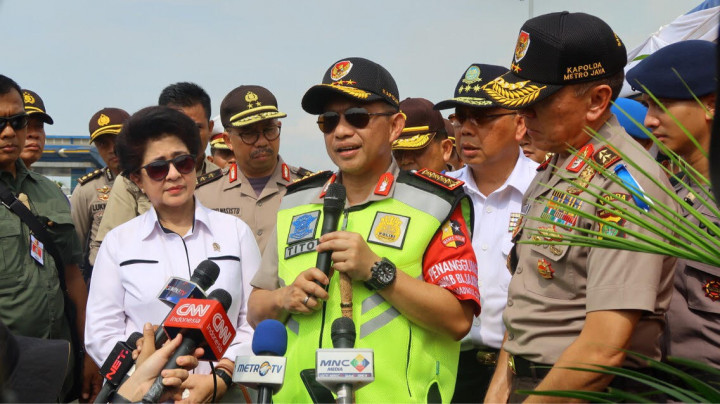 Truk Angkut Barang bakal 'Dibuang' ke Pantura jika Tol Padat