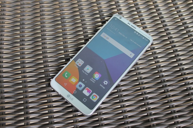 LG G6 Mini akan Meluncur dengan Nama LG Q6?