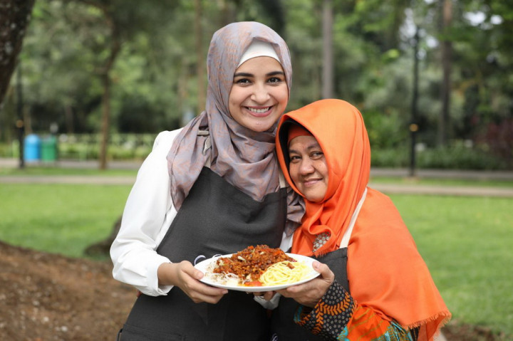 Shireen Sungkar Kampanyekan Pentingnya Masak di Rumah untuk Keluarga