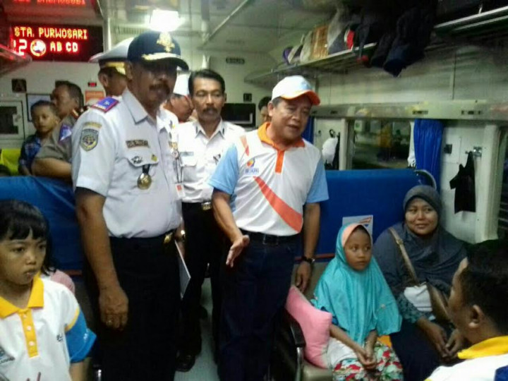 BUMN Berangkatkan Ribuan Pemudik Gratis dari Solo ke Jakarta