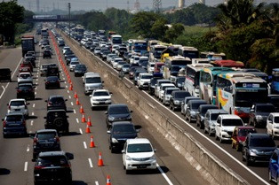 Arus Balik, 351 Ribu Kendaraan Diprediksi Kembali ke Jakarta