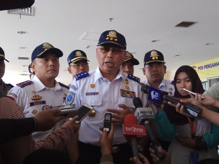 Masa Berlaku STNK Pribadi Habis, Taksi <i>Online</i> Wajib Balik Nama