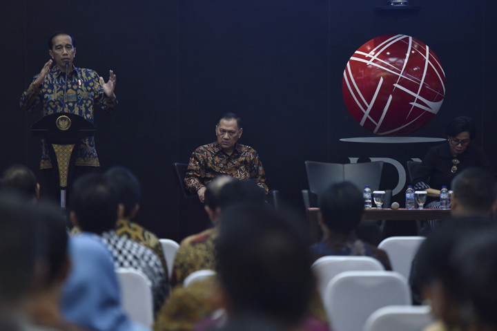 Jokowi Kunjungi Bursa Efek Indonesia