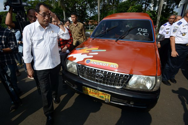 Pakai Pendingin, Tarif Angkot Trayek Pondok Gede-Bekasi Naik