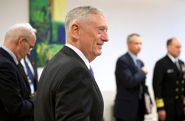 Mattis Tegaskan kembali Kerja Sama Pertahanan AS dengan Qatar
