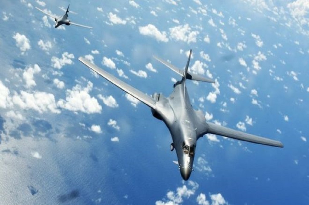 Dua pesawat pengebom B-1B milik AS. (Foto: Twitter/@PACAF)