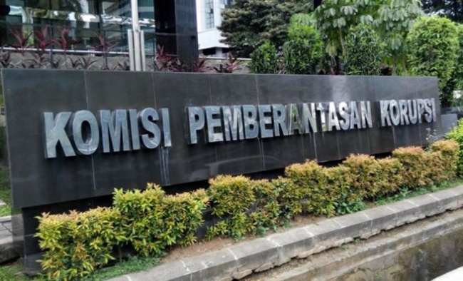 KPK Kantongi Dokumen Aliran Dana Suap Emirsyah Satar