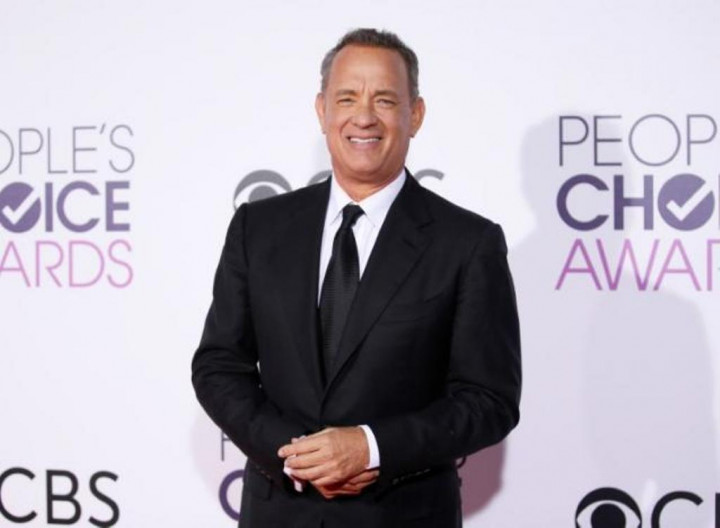 Tom Hanks Diganjar Penghargaan Berkat Peran di Film Sejarah AS