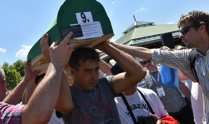 71 Korban Genosida Perang Bosnia Dimakamkan