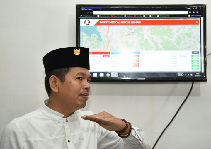 Tangani Warga Sakit, Dedi Mulyadi Luncurkan Program Sampurasun Dokter