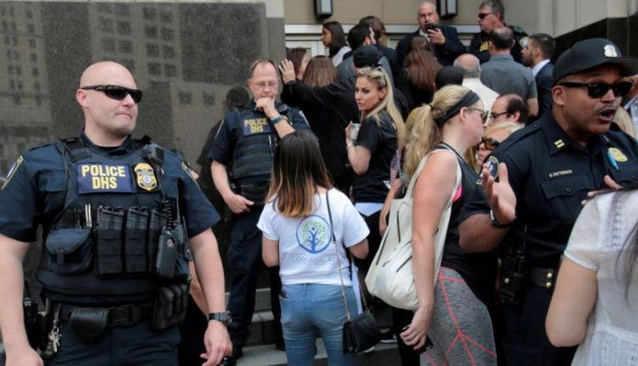 AS Batalkan Deportasi 1.500 Warga Irak