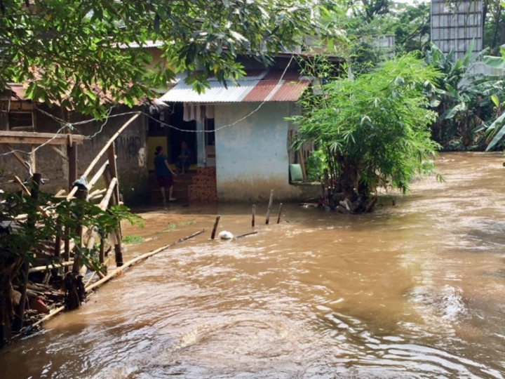 Kali Krukut, Pembatas Perumahan Mewah dan Warga Bantaran