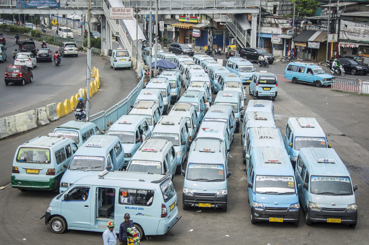Februari 2018, Semua Angkot Ditargetkan Ber-AC