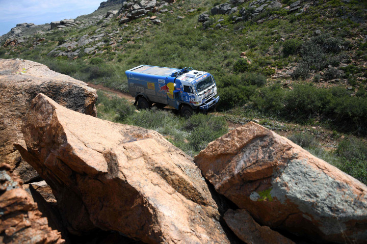 Bukit Batu di Etape 6 Silk Way Rally 2017