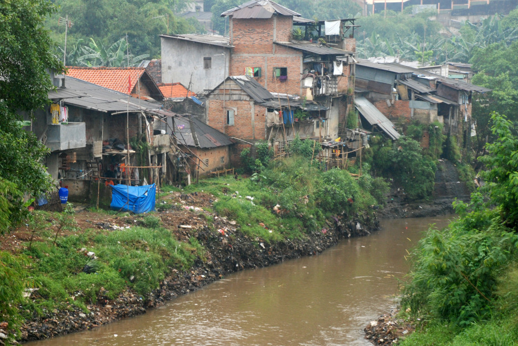 Kali Krukut. Foto: MI/Bary Fathahilah