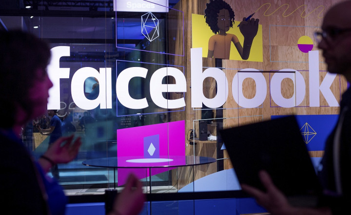 Facebook Ingin Buat Headset VR Nirkabel Tahun Depan
