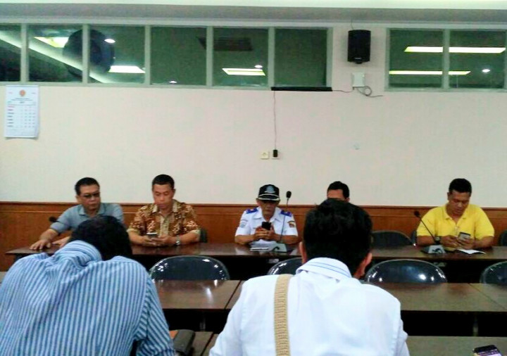 Pengemudi Taksi Online Minta Waktu Satu Tahun Urus Perizinan