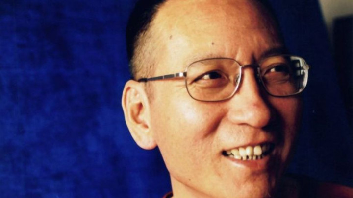 Jasad Peraih Nobel Asal China Dikremasi dan Istrinya Dibebaskan