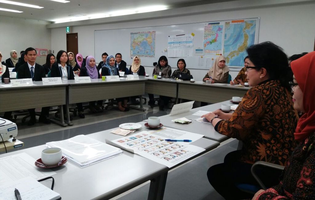 Menkes RI Nila F. Moeloek berada di Jepang dalam rangka menghadiri Pertemuan Menkes ASEAN-Jepang  (Foto: Kemenkes RI).