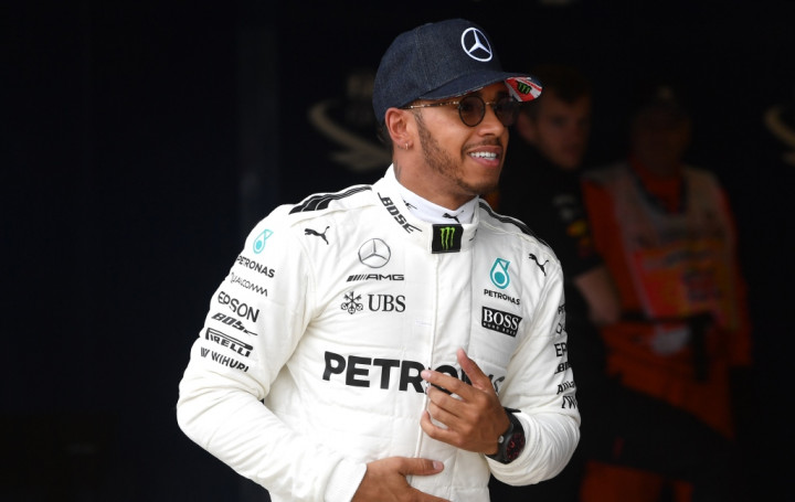 Tidak Terbukti Halangi Grosjean, Hamilton Bebas dari Penalti