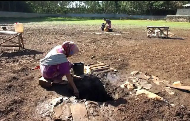 Menapis Air di Telaga Kering