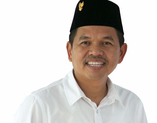 Bupati Purwakarta Larang Siswa Miskin Pakai Seragam ke Sekolah