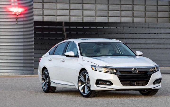 Honda Accord 2018, Si Anggun nan <i>Sporty</i>