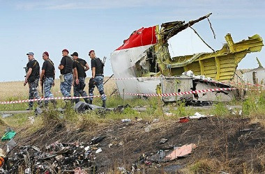 Peringatan Tiga Tahun MH17, Keluarga Korban Tanam 298 Pohon