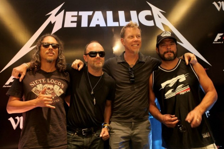 Seorang Anak Kecil jadi Tamu di Panggung Metallica