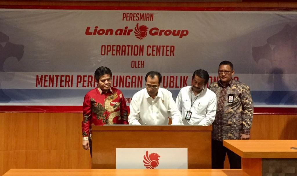 Menhub Meresmikan Kantor Operasional Lion Air Group. (FOTO: dokumentasi Lion Group)