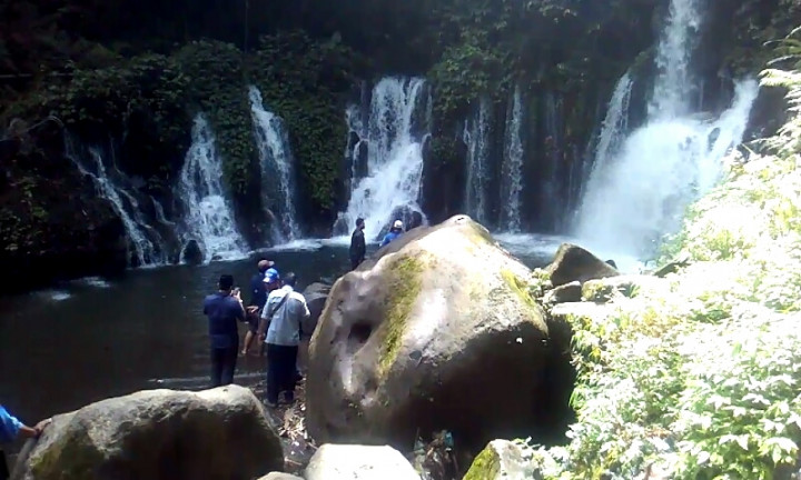 Mengintip Keindahan Air Terjun Coban Ciblungan di Malang