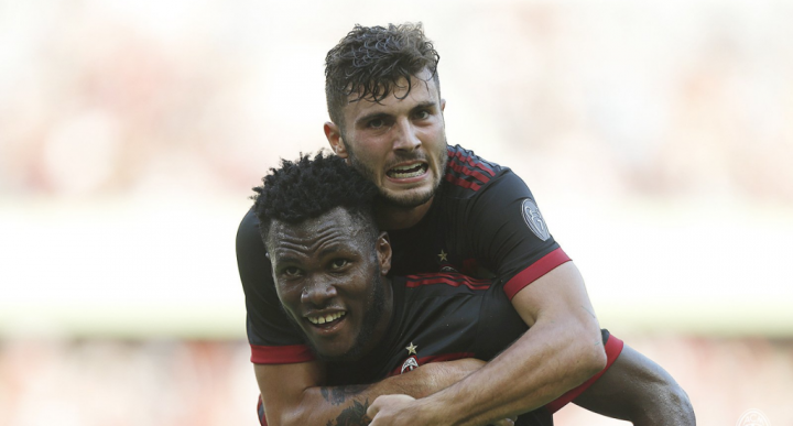 Milan Pecundangi Bayern Muenchen