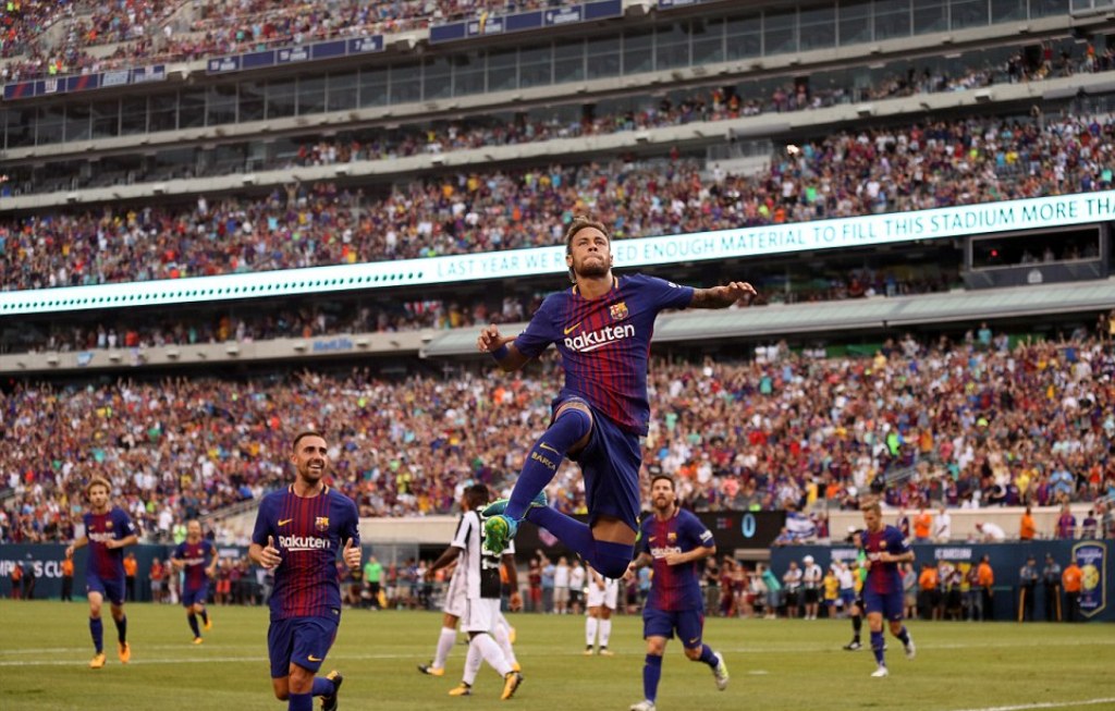 Neymar saat merayakan gol ke gawang Juventus (Foto: daily mail)