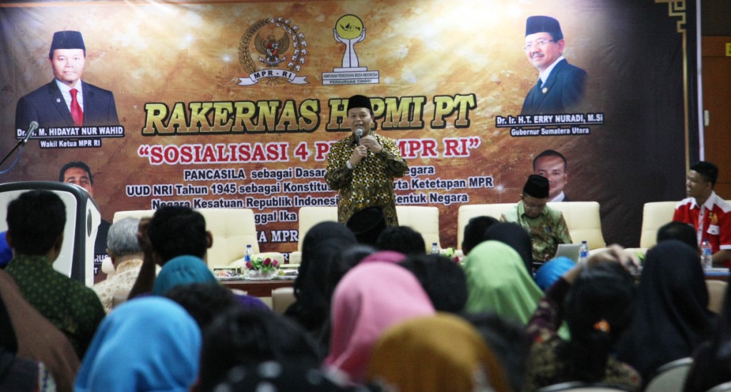 Wakil Ketua MPR RI Hidayat Nur Wahid (Foto:Dok.MPR RI)